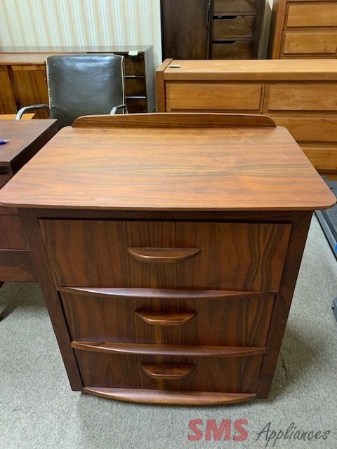 Night stand
