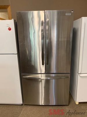 Open Box - Scratch & Dent Frigidaire 36" French Door Fridge FRFS2823AS