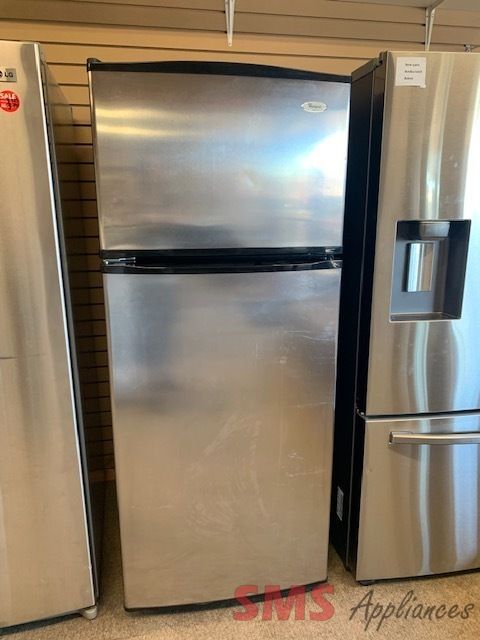 Whirlpool 28" Top Mount Refrigerator W8RXCGFXS01