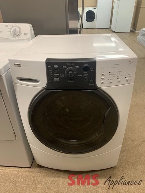 Kenmore 4.5 cu. ft. Front Load Washer. M/N:11045872