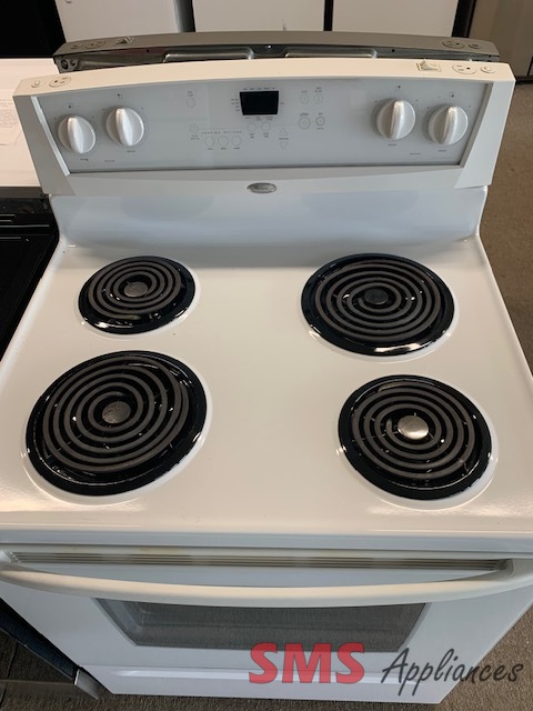 Whirlpool white stove. M/N: WERP3100PQW