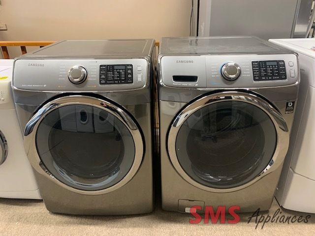 Samsung Washer and Dryer Set.
Dryer:DV42H5600RP 
Washer: WF45H6100AP