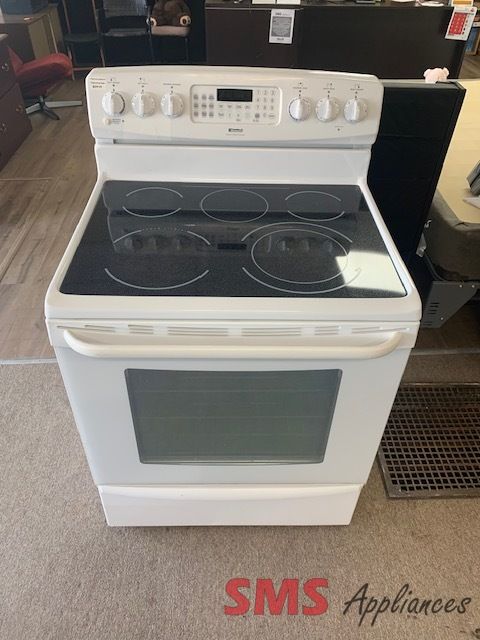 Kenmore  Glass Top Stove
970-687423