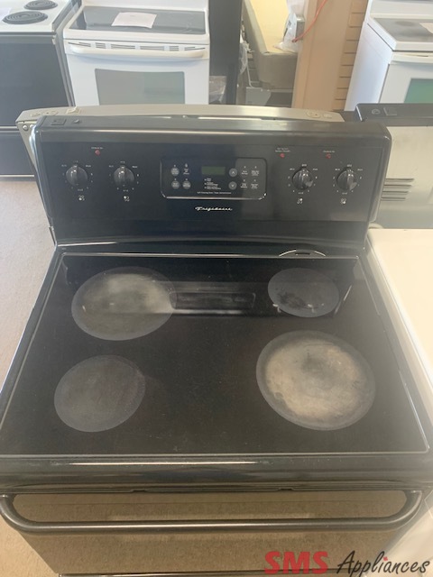 Frigidaire stove 30