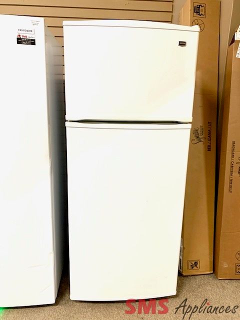 Maytag 28" Top Mount Fridge M8RXCGFXW01