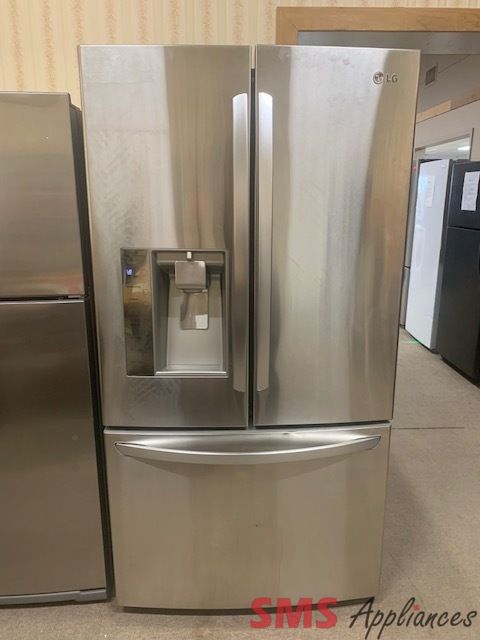 LG 36" French Door Fridge LFX31925ST