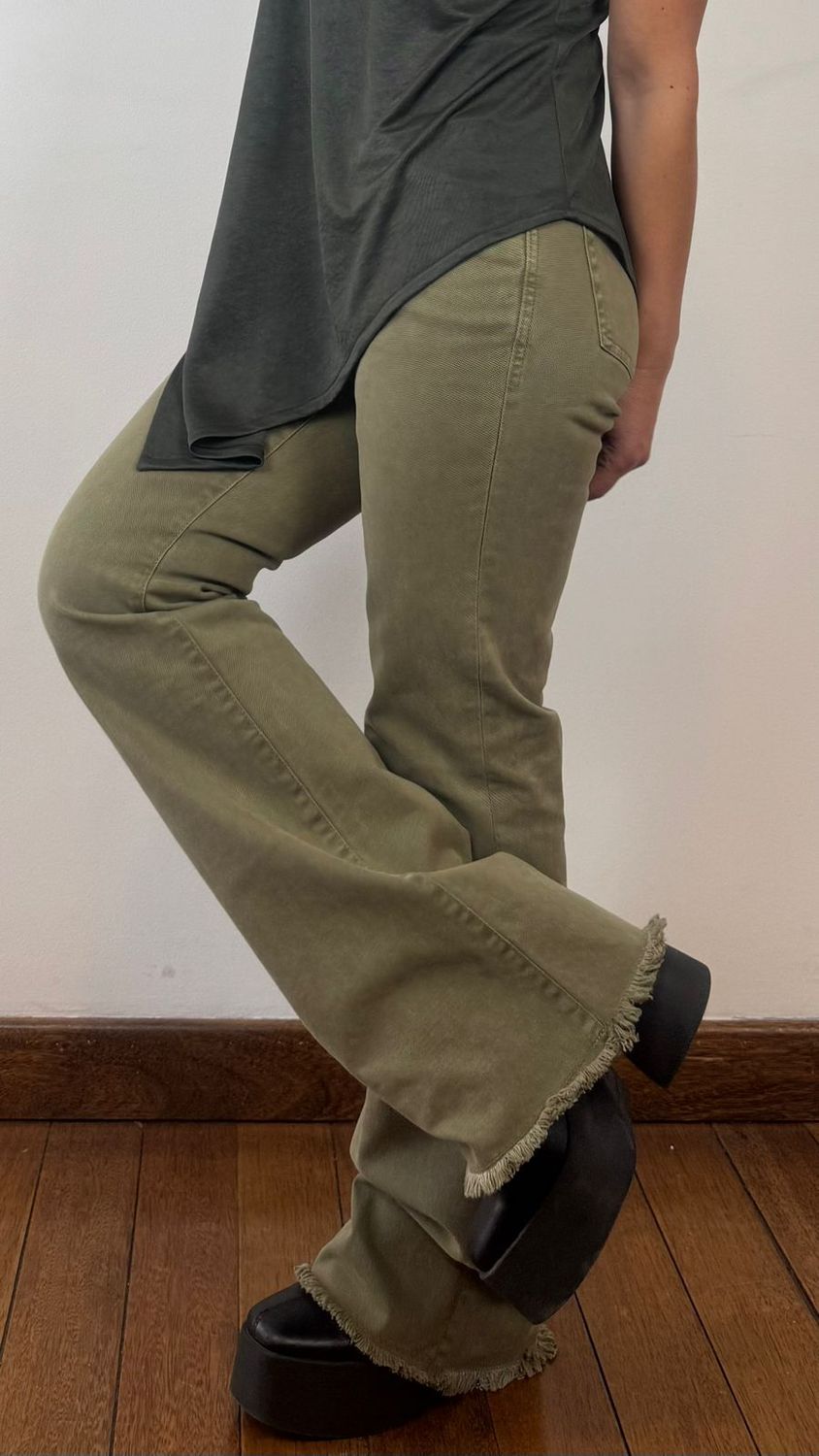 JEAN HOJARASCA VERDE