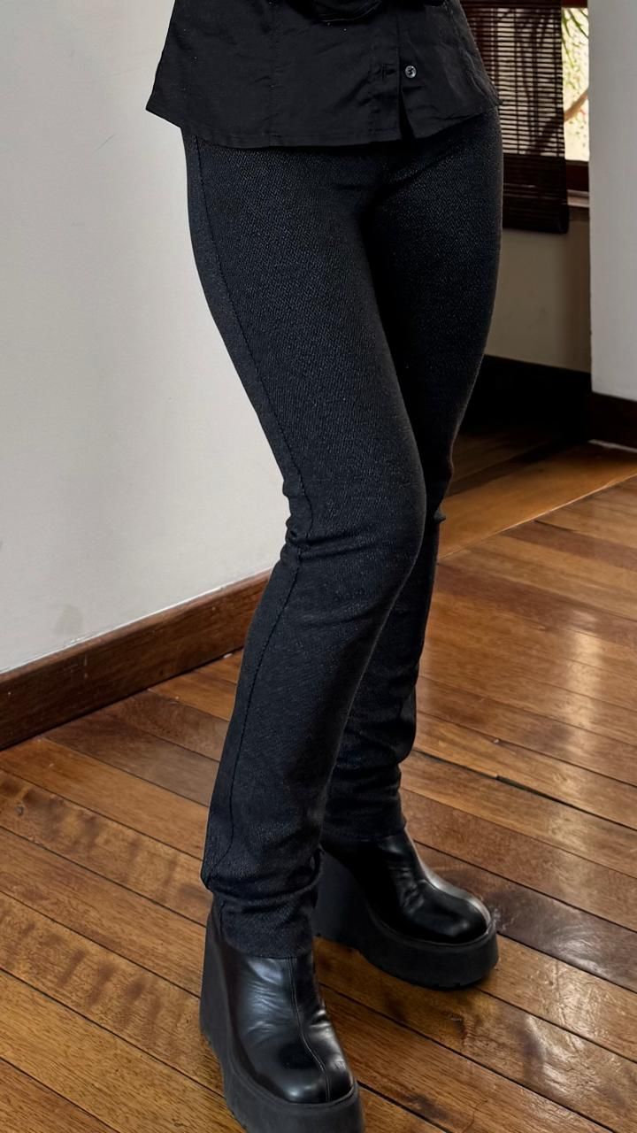 PANTALON TOMILLO NEGRO