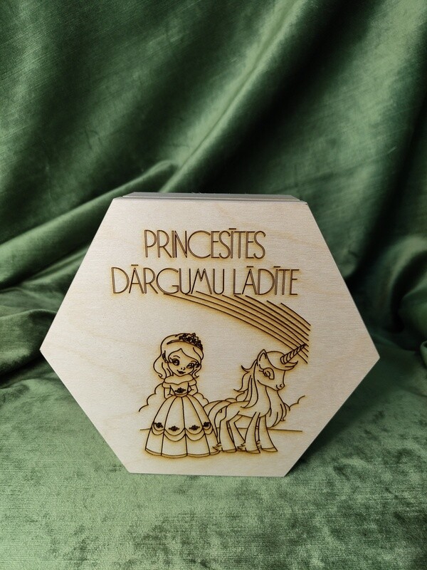 Liela sešstūra kaste &quot;Princesītes dārgumu lādīte&quot;