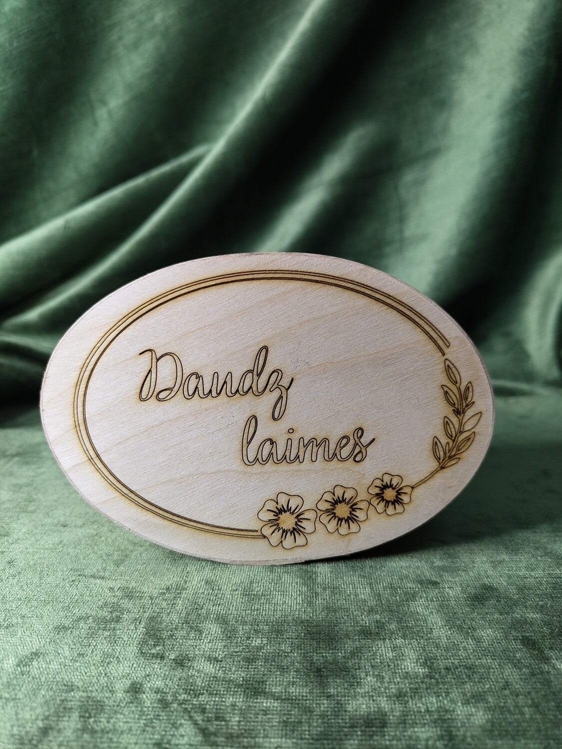 Vidēja ovala kaste &quot;Daudz laimes&quot;