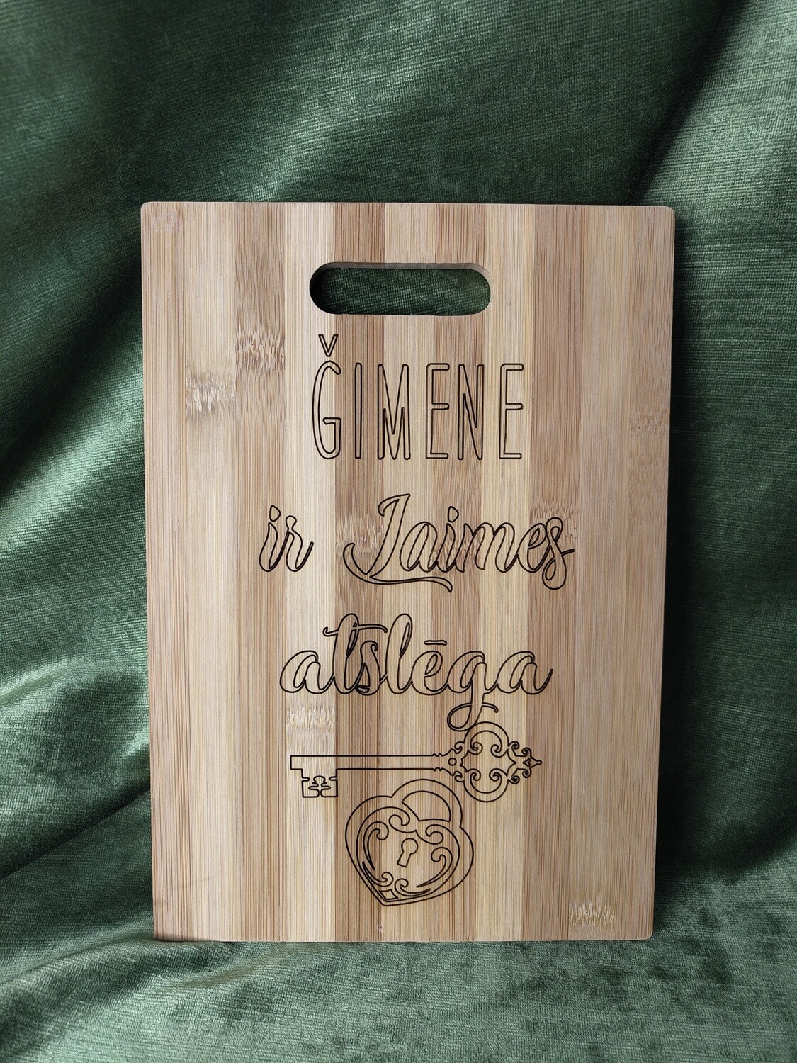 Virtuves dēlis 28x18 &quot;Ģimene ir laimes atslēga&quot;