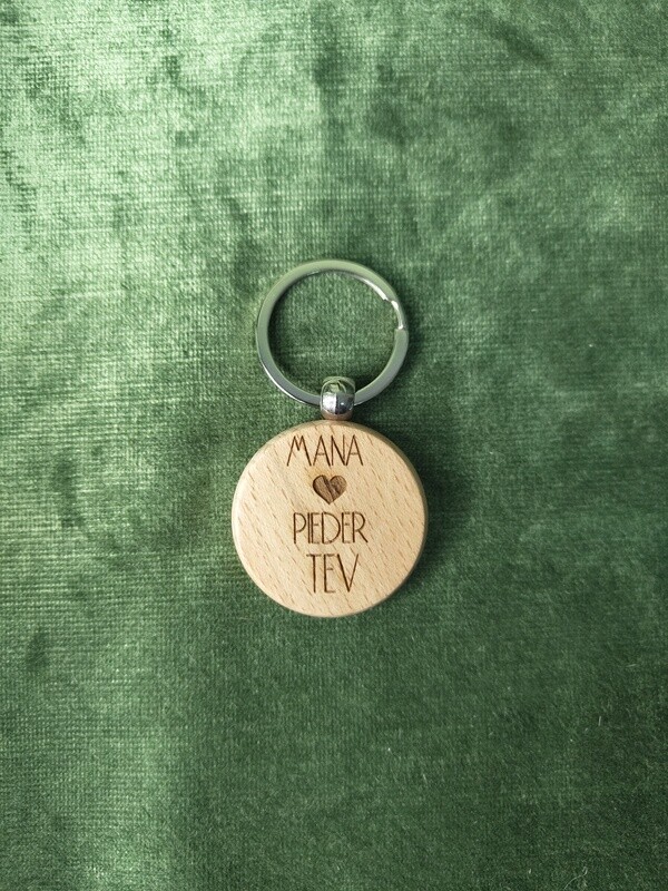 Apaļš atslēgu piekariņš &quot;Mana ♥ pieder tev&quot;