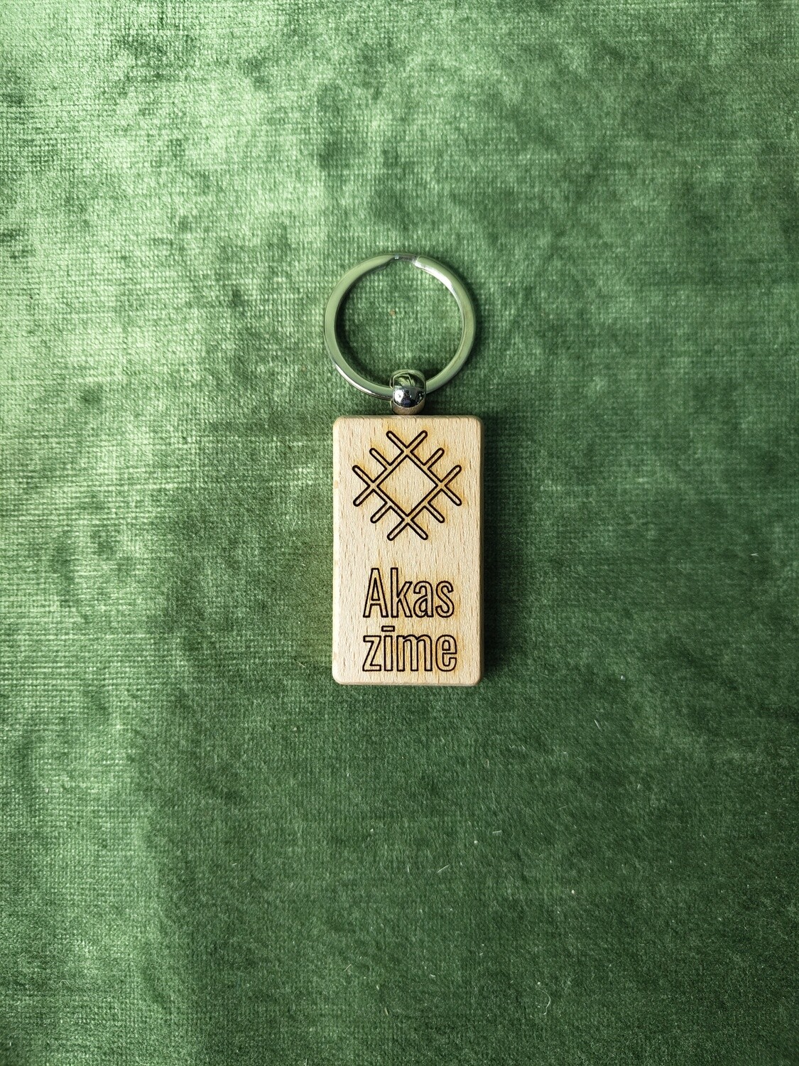 Taisnstūrveida atslēgu piekariņš &quot;Akas zīme&quot;