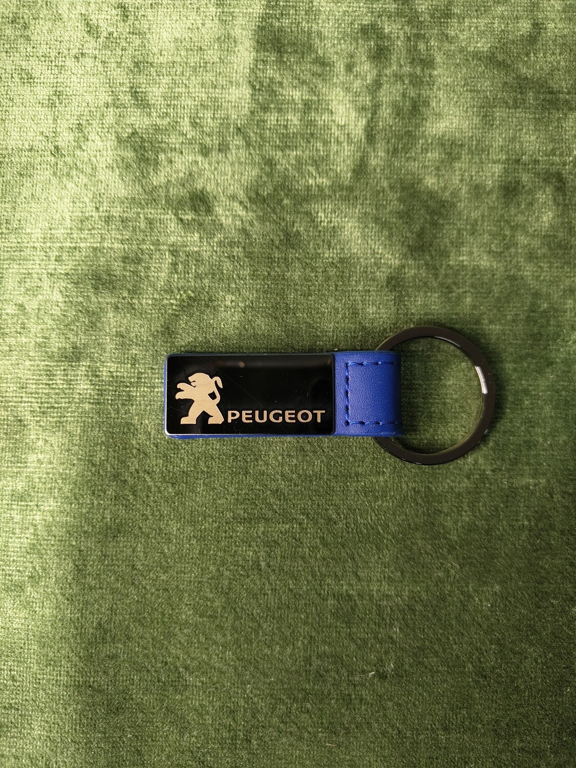 Metāla atslēgu piekariņš "Peugeot" (2 varianti)