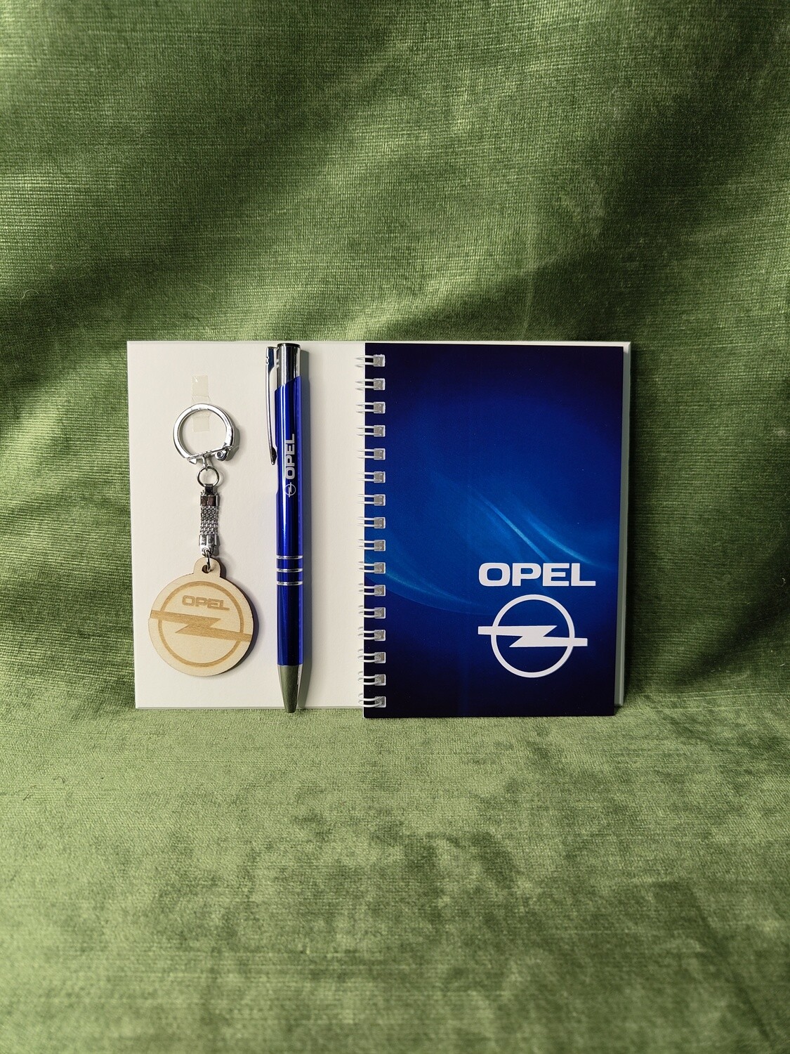 Dāvanu komplekts "Opel" (2 varianti)