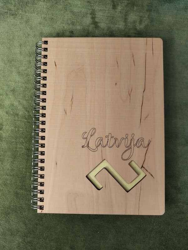 Koka bloknots &quot;Latvija - zalktis&quot; (5 varianti)