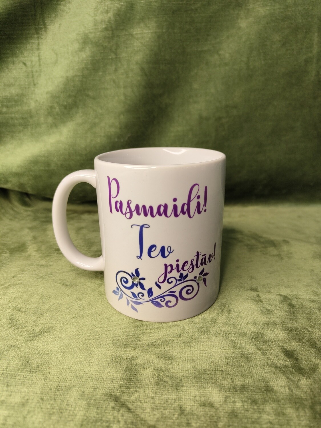 Krūze ar kristāliem &quot;Pasmaidi! Tev piestāv!&quot;