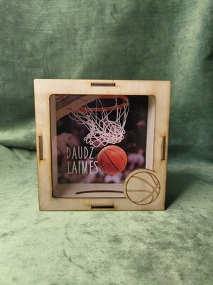 Liela krajkase ar org stiklu "Basketbola bumba"