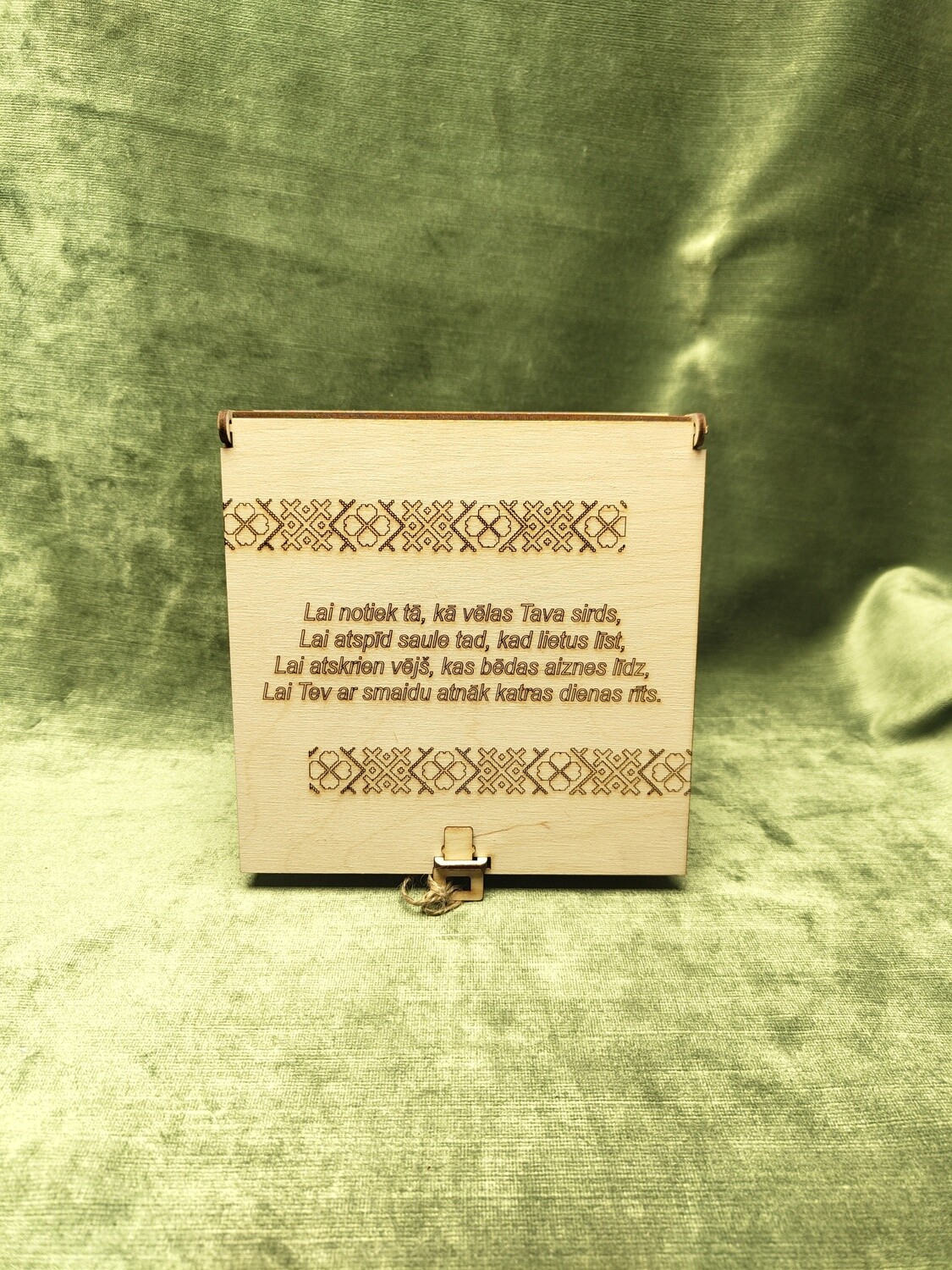 Koka kaste dekora &quot;Lai notiek tā, kā vēlas Tava sirds...&quot;