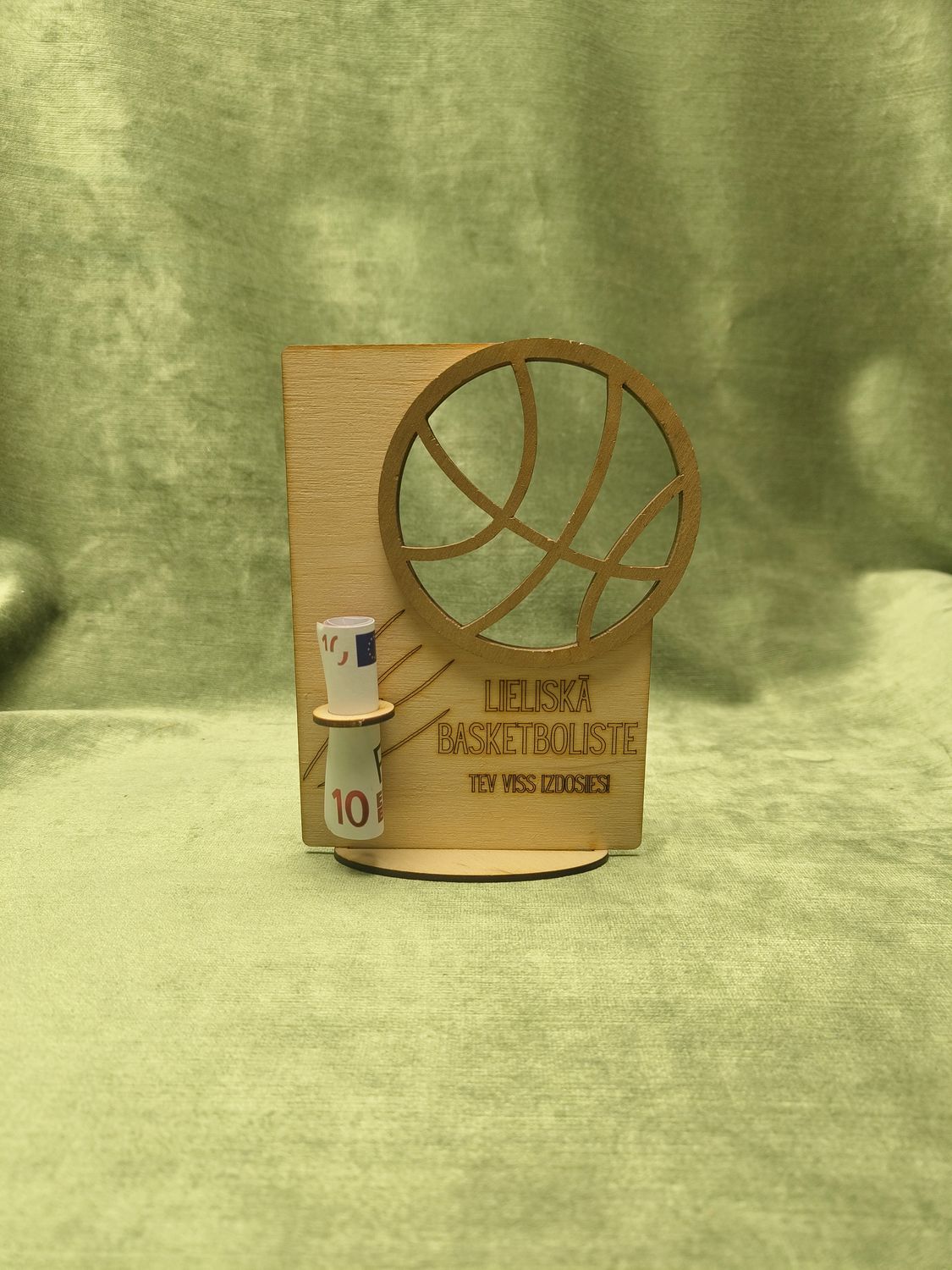 Naudas turētājs &quot;Lielieskā basketboliste&quot;