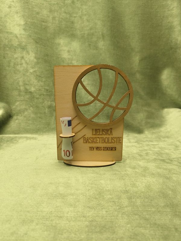 Naudas turētājs &quot;Lielieskā basketboliste&quot;