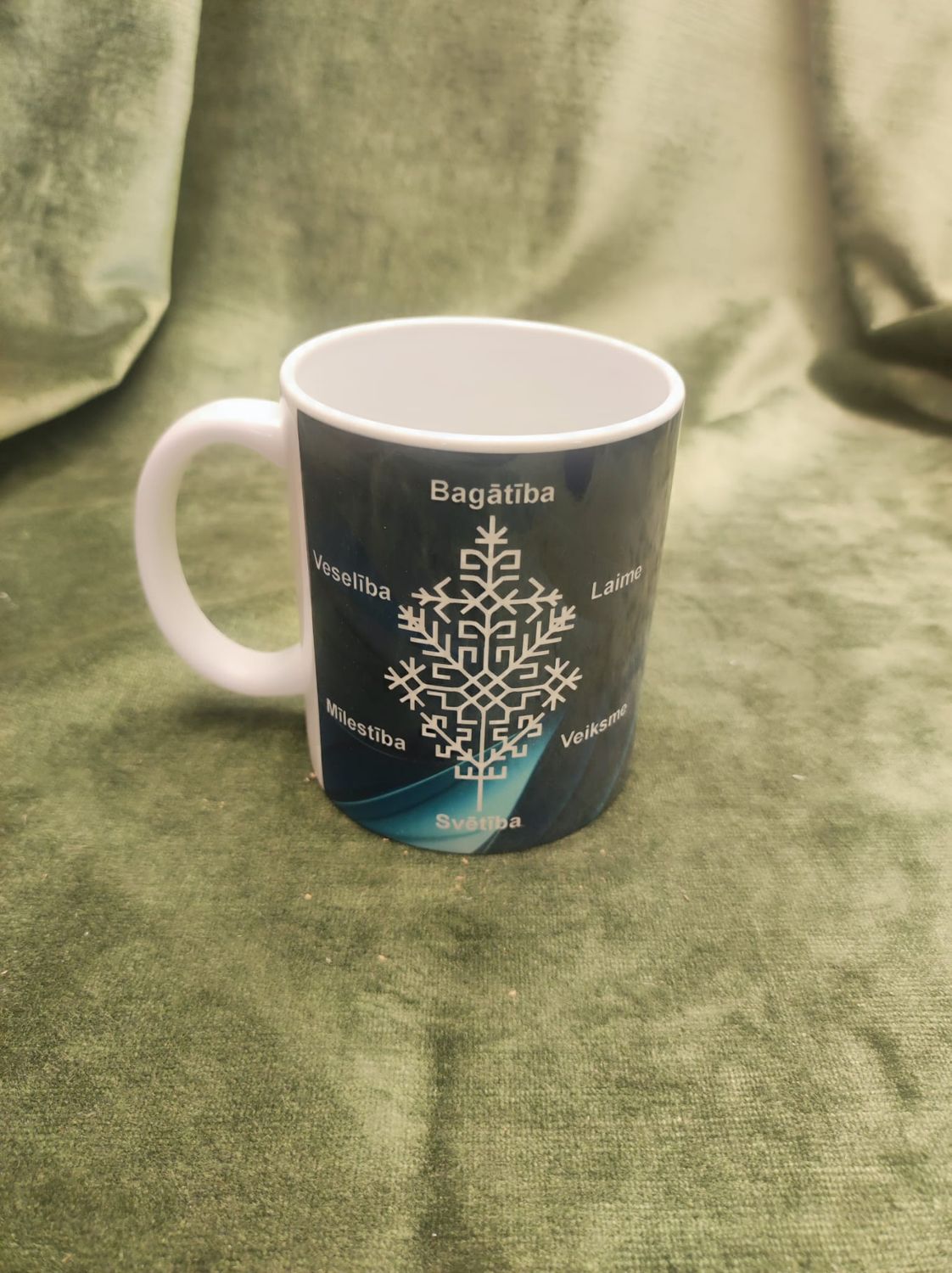 Krūze - enerģisks,  radošs,  stiprs, jautrs,  aizrautīgs