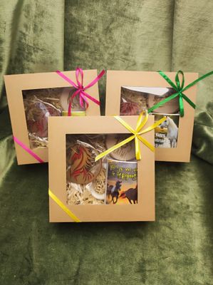 Dāvanu komplekts kastē