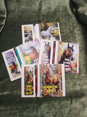 Dāvanu komplekts Zirgi