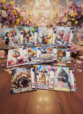 Kartona naudas turētājs ar auklu