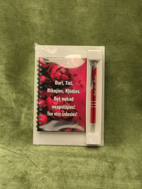 Dāvanu komplekts 18  "Dari, tici, rīkojies, kļīdues. Bet nekad neapstājies! Tev viss izdosies!"