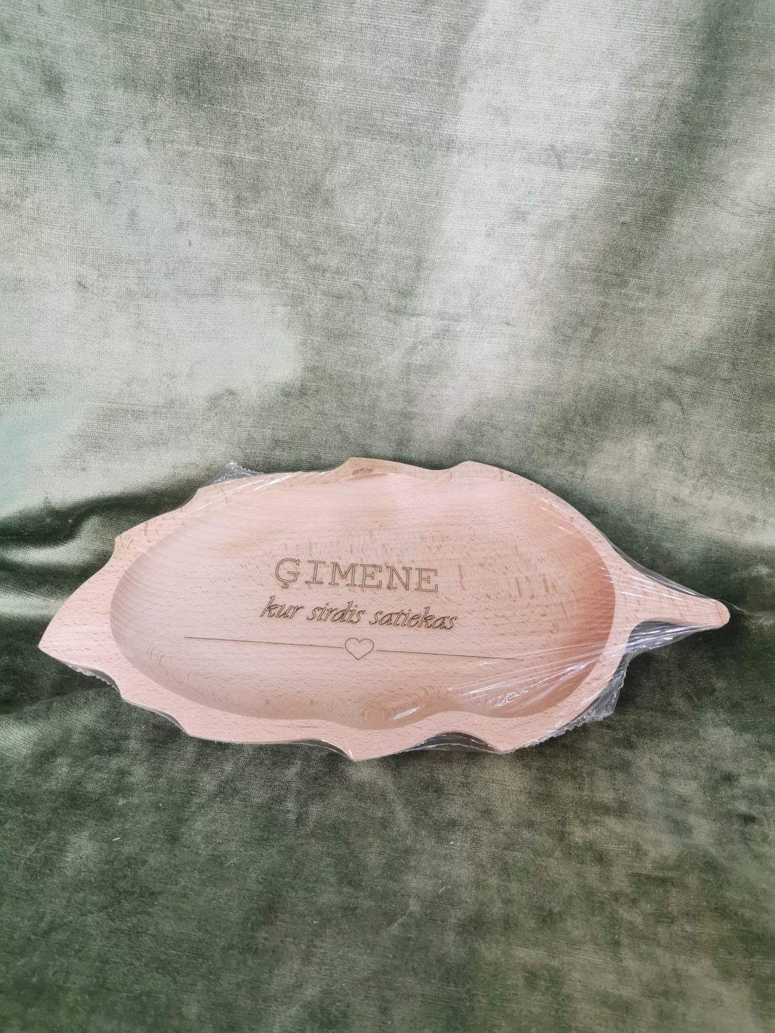 Koka trauks ''Ģimene kur sirdis satiekas''