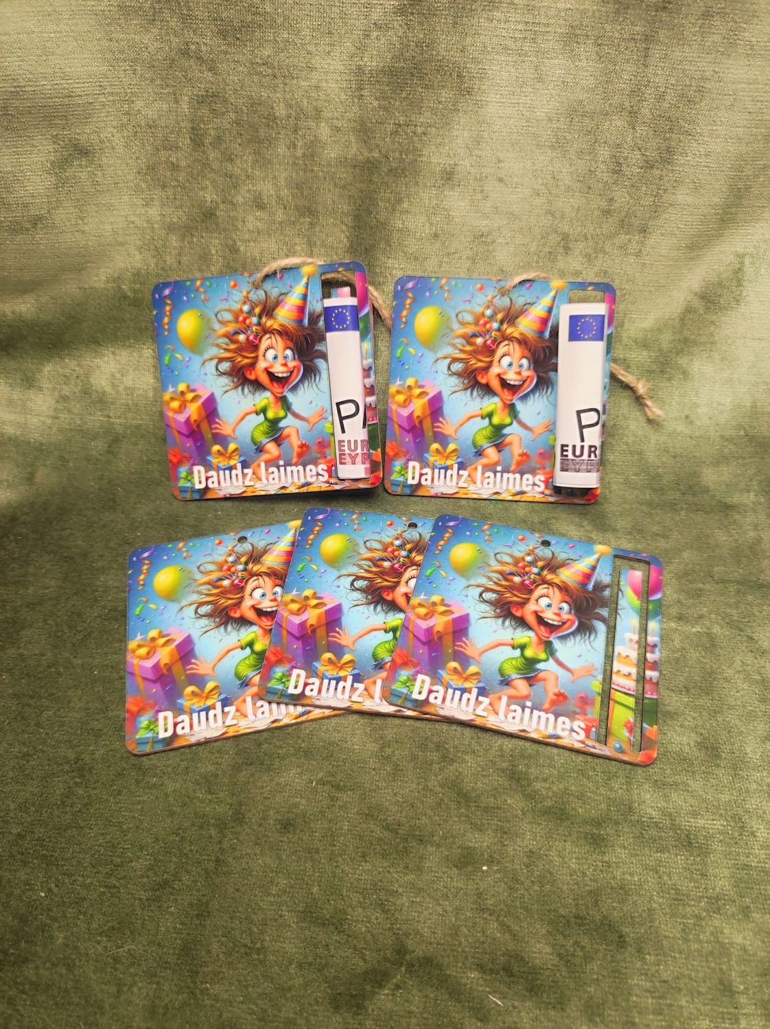 Kartona naudas turētājs ar auklu ''Daudz laimes'' 1