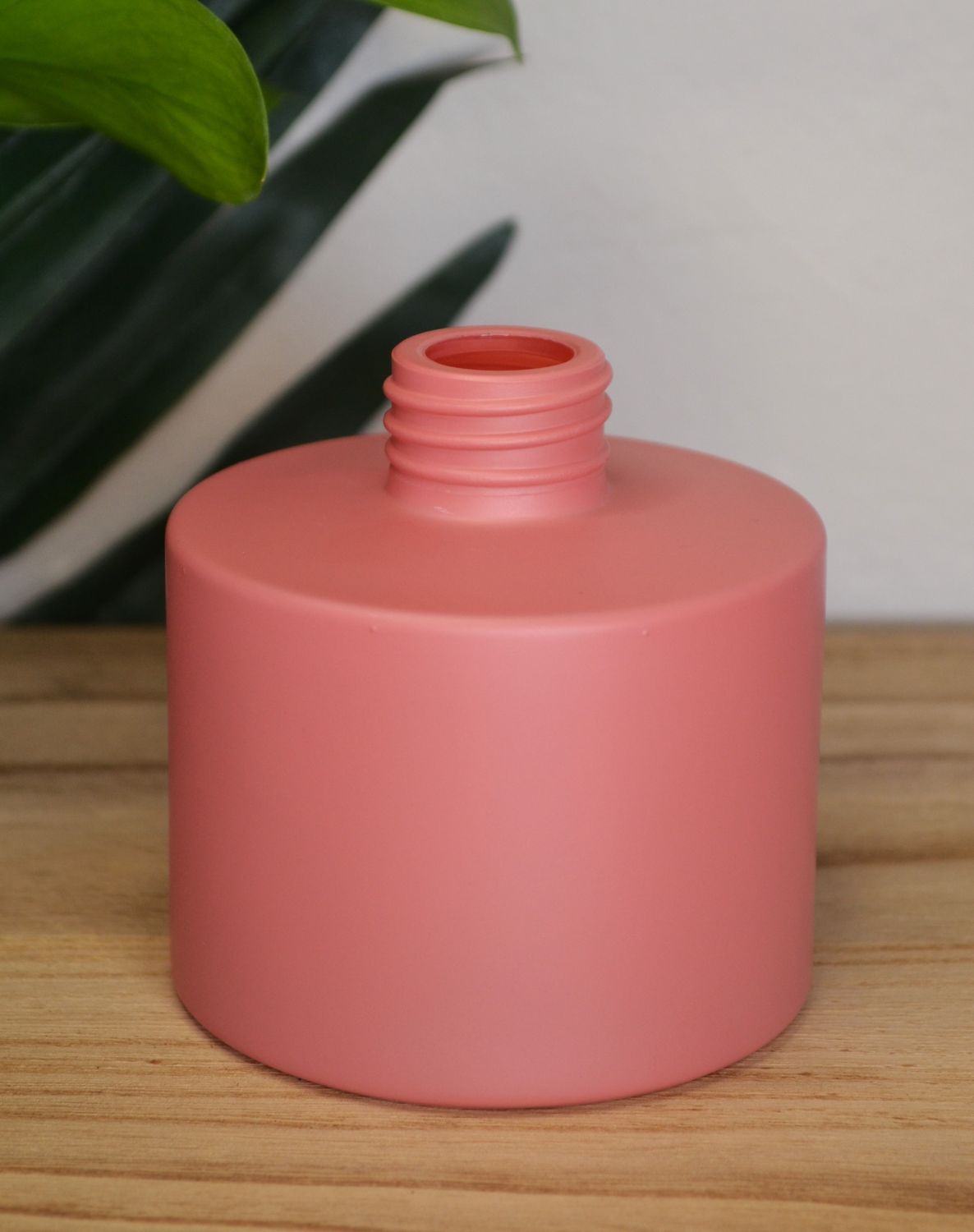 Matt Dark Pink bottle