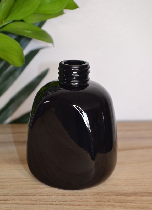 Gloss Black bottle