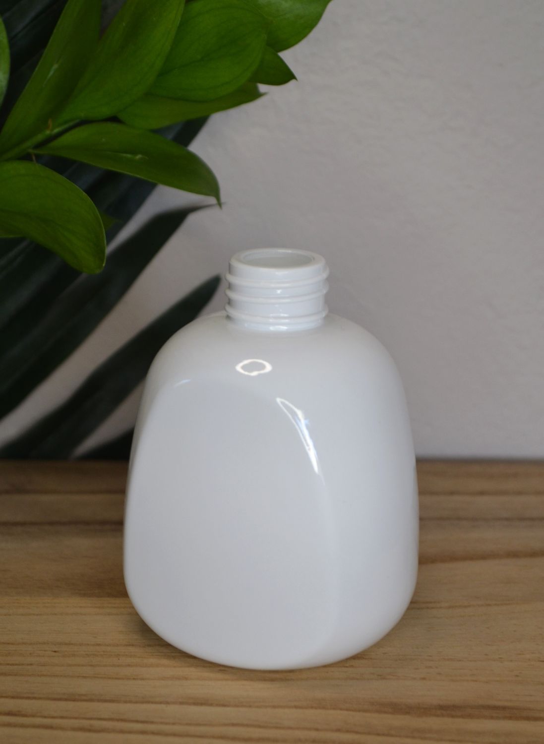 Gloss White bottle