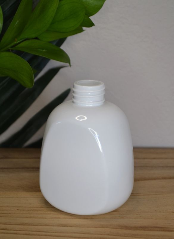 Gloss White bottle
