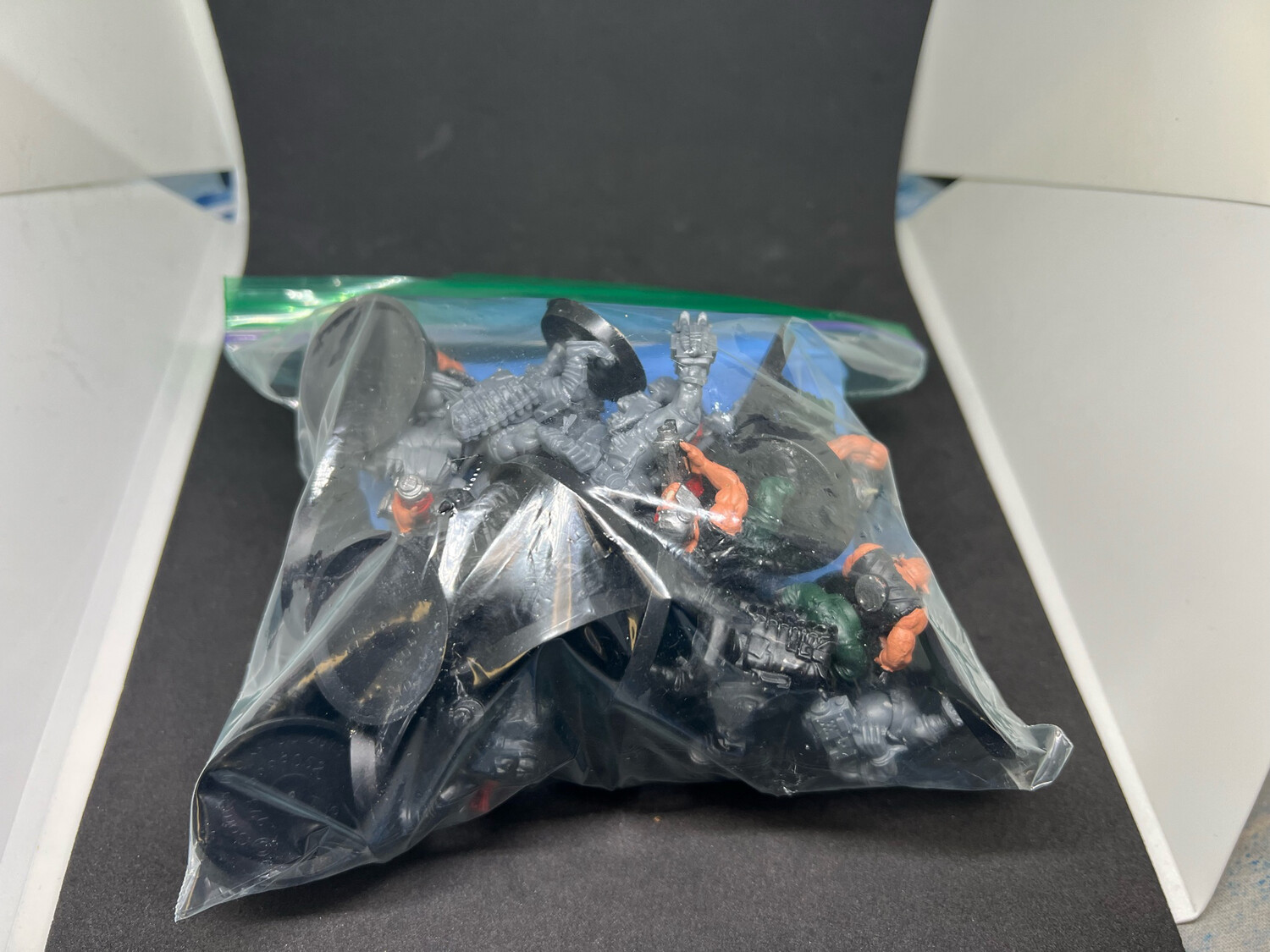 Used Warhammer 40k Bag of Ork Boys (21 Total) 1