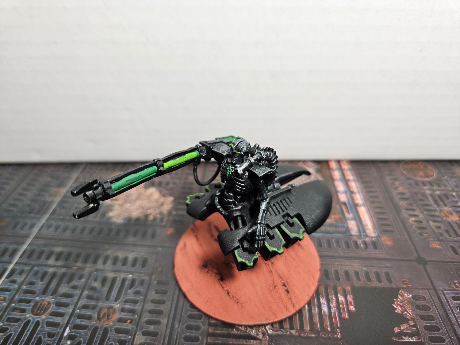 USED NECRON OLD SCULPT Lokhust Heavy Destroyer #3