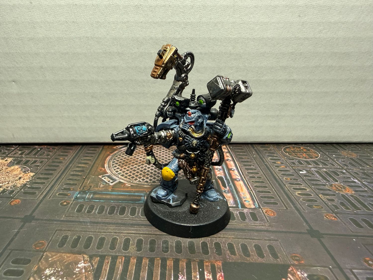 SPACE WOLVES IRON PRIEST USED WARHAMMER 40K