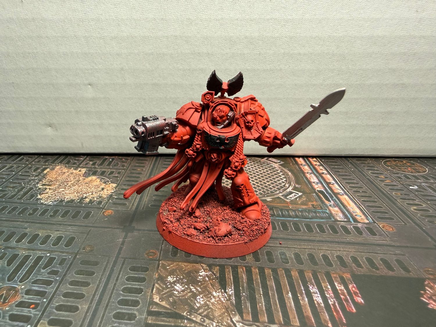 USED WARHAMMER 40K BLOOD ANGELS TERMINATOR CAPTAIN #1
