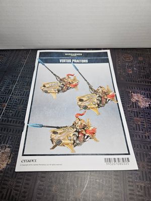 USED WARHAMMER 40K CUSTODES Shield-Captain on Dawneagle Jetbike