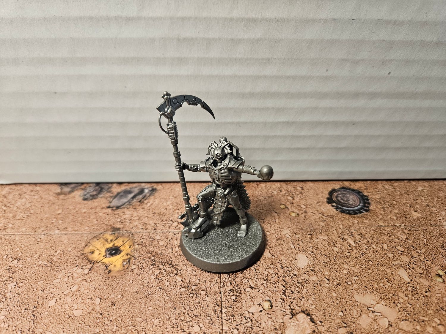 USED WARHAMMER NECRON  Overlord with orb