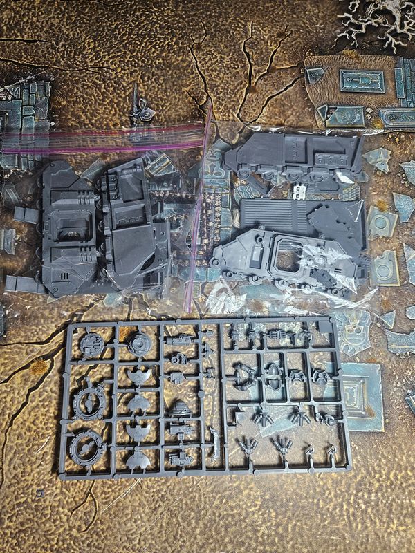 Space Marines: Rhino 