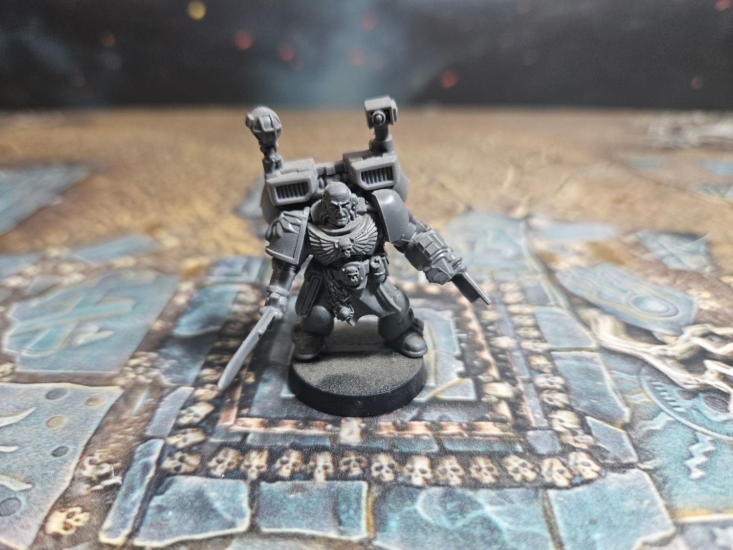 40k Space Marines: OOP Jump Pack Sanguinary Priest