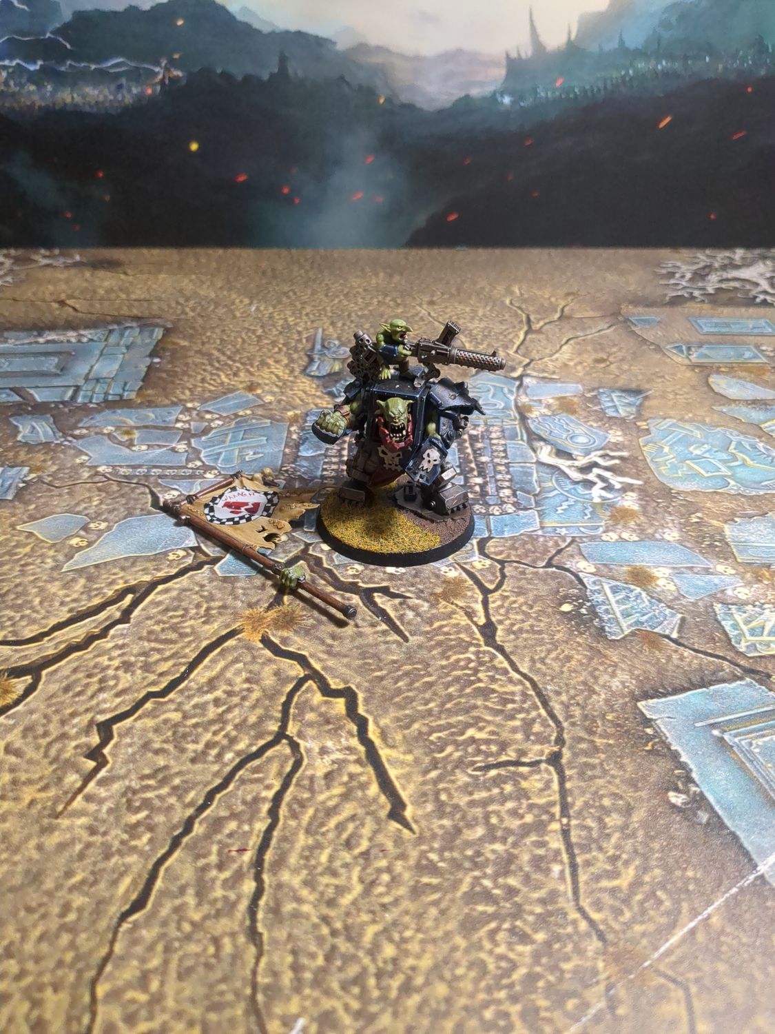 40k Orks: Warboss in Mega Armor