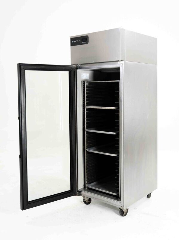 Portable cooler