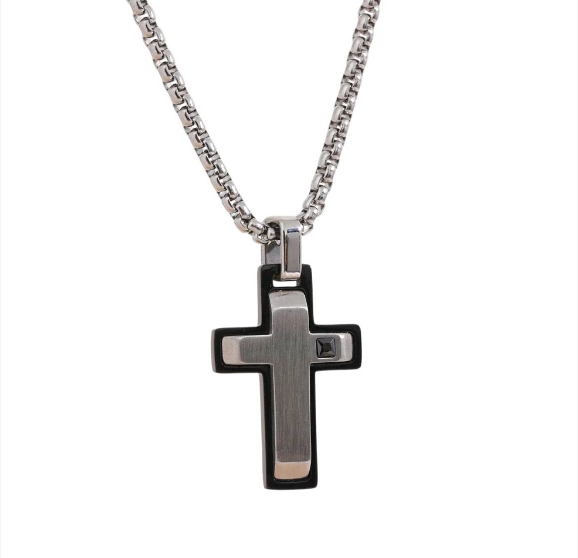 Catrin 3D Cross Necklace