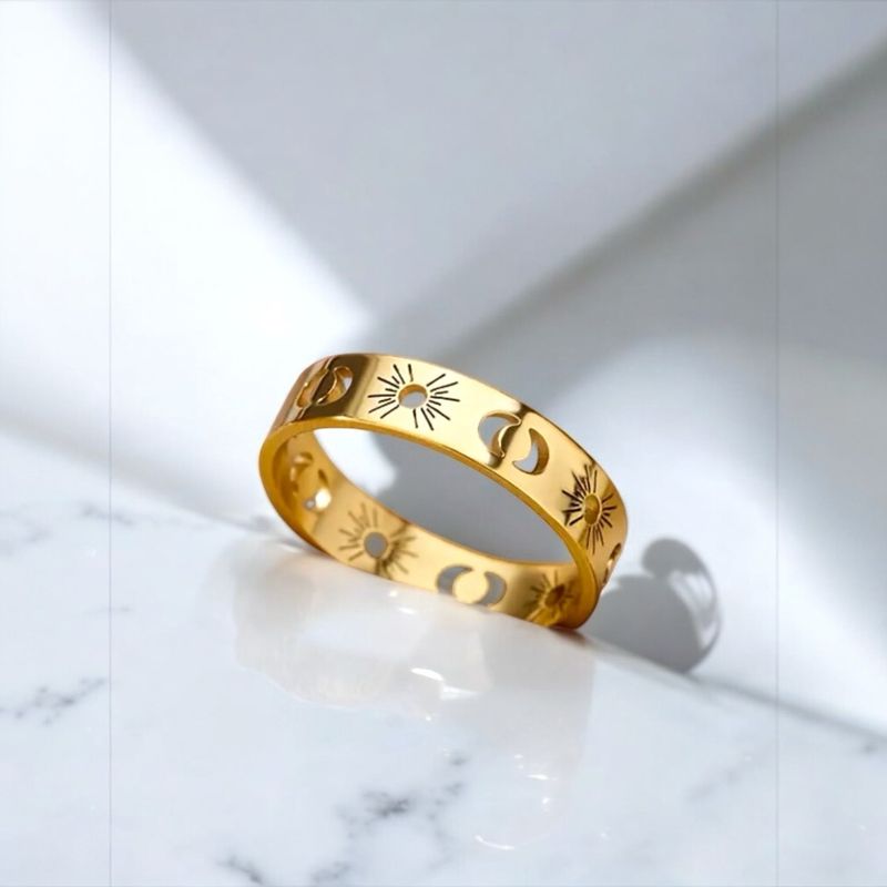 Mystic Orbit Ring