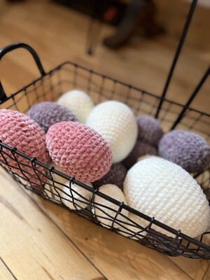 Medium Crochet Egg