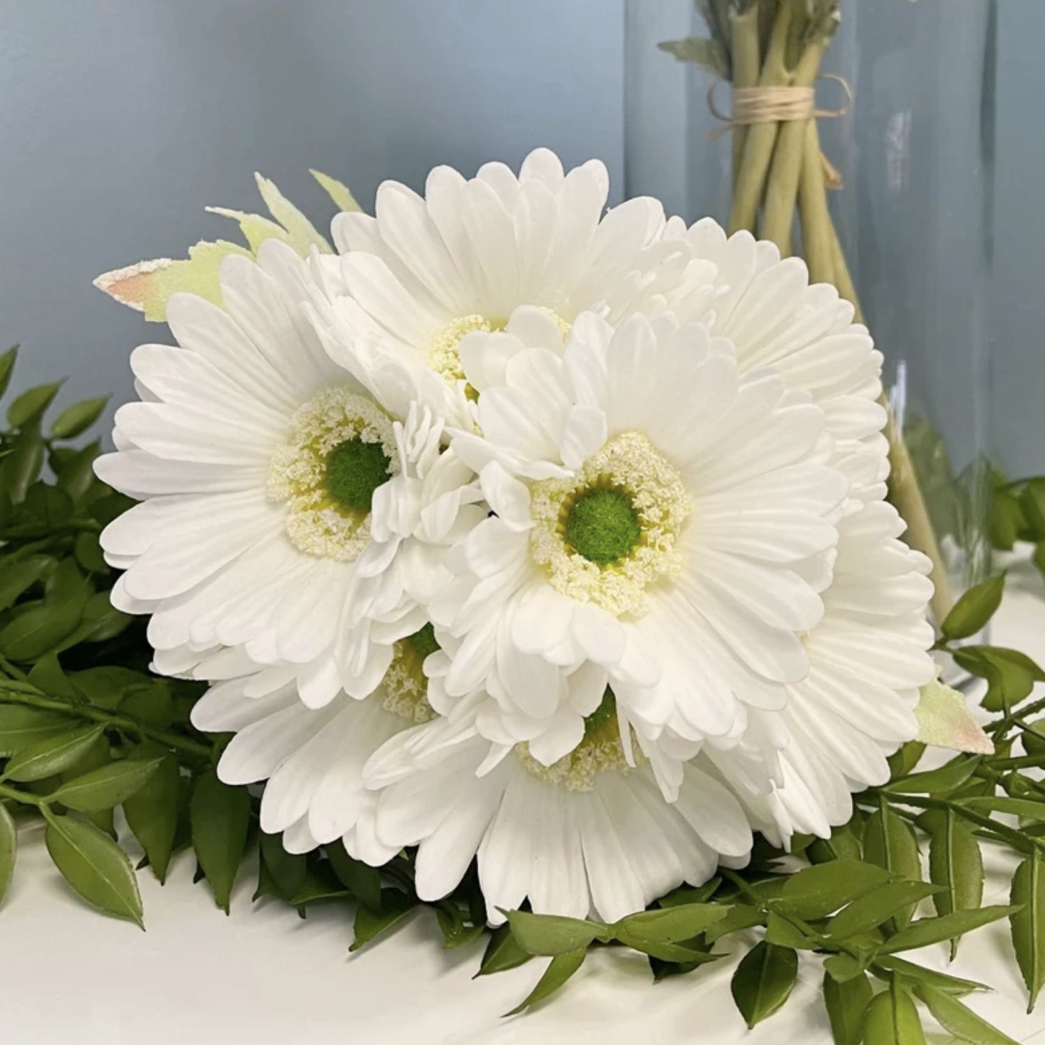 Real Touch White Gerbera Daisy Stems | Pack ok 7